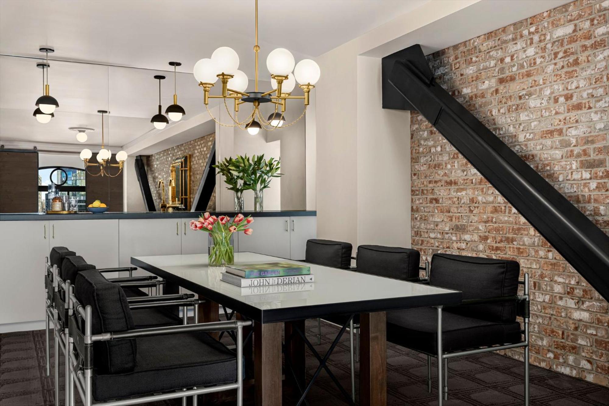 Kimpton Palladian Hotel By Ihg Seattle Extérieur photo